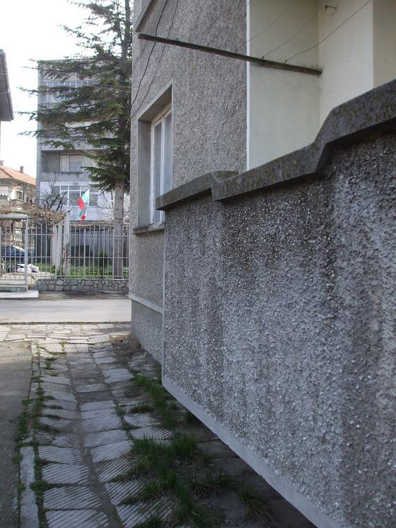 Daneto Apartment Targovisjte Buitenkant foto